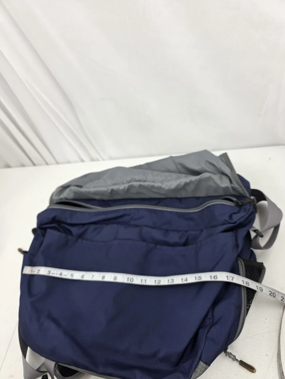 L.L. Bean Nylon Briefcase Messenger Laptop Bag Multi-Pocket Navy Blue Padded.
